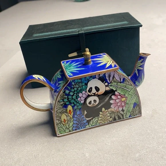 Vintage Kelvin Chen Tea Pot - Pandas - Picture 2 of 13